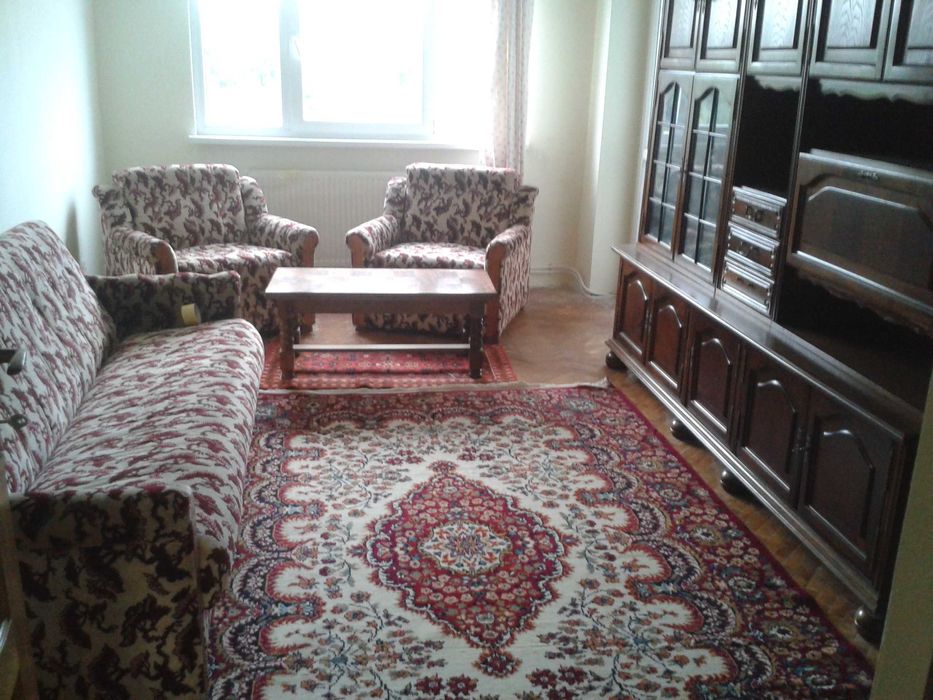 Vand apartament 3 camere