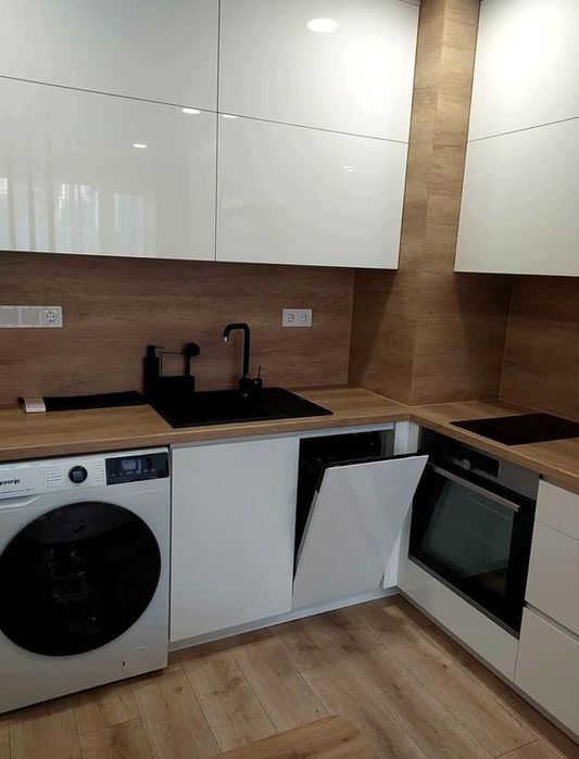 Дава се под наем Едностаен апартамент в Пловдив, Южен - 40 кв.м за 325 € - Снимка #1