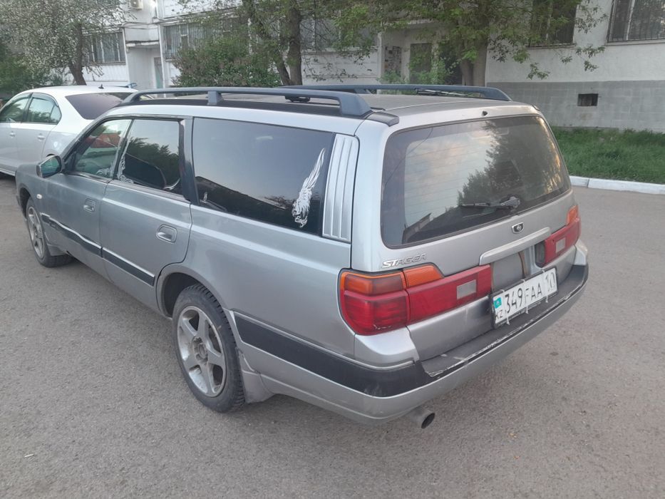 Продам ниссан Стейджиа