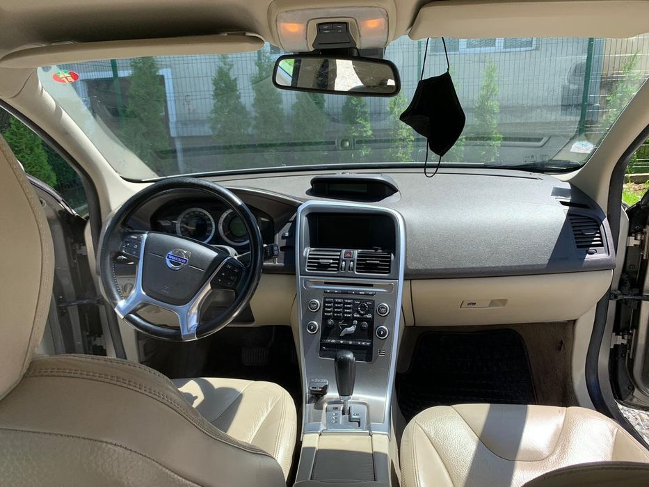 VOLVO XC60 2011 — imagine 5
