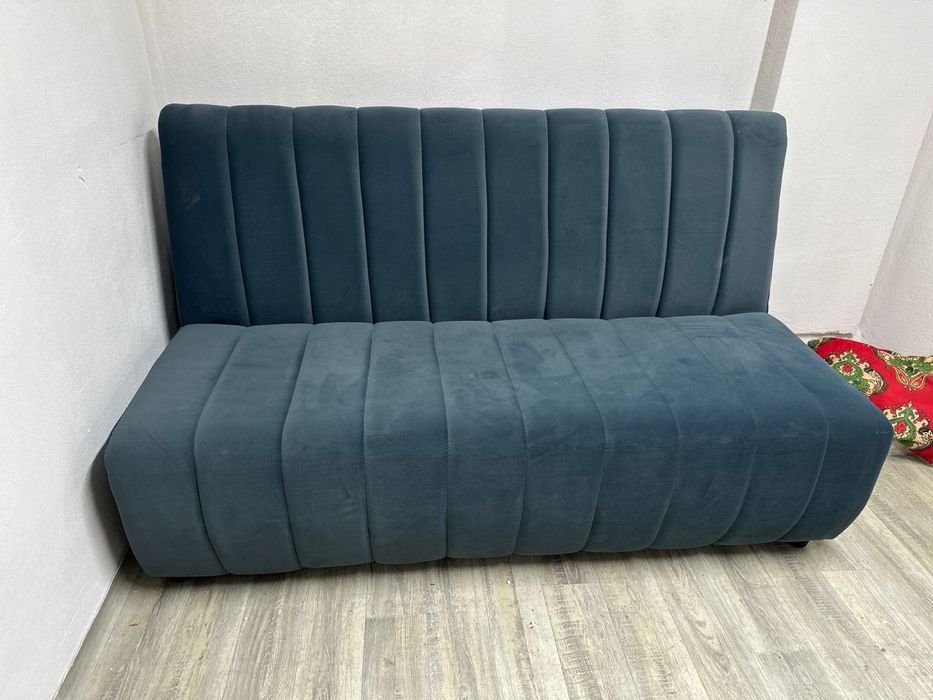 Диван новии очень хароши