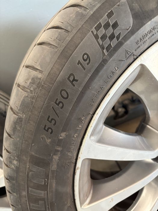 Продам оригинал диски BMW (резина зима/лето)
