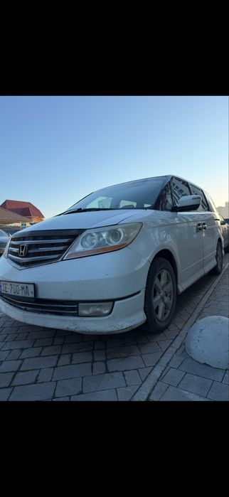 Honda elysion prestige