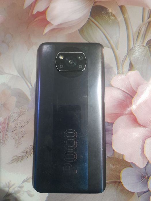 Poco X3 pro srochno sotiladi 1 mln