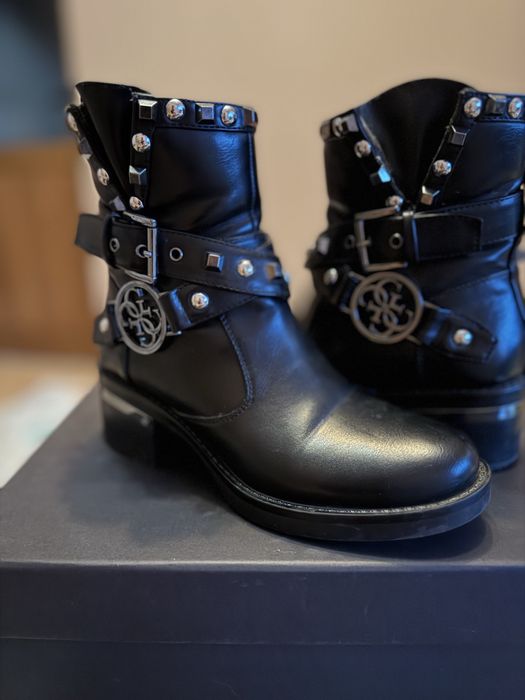 Дамски боти Guees