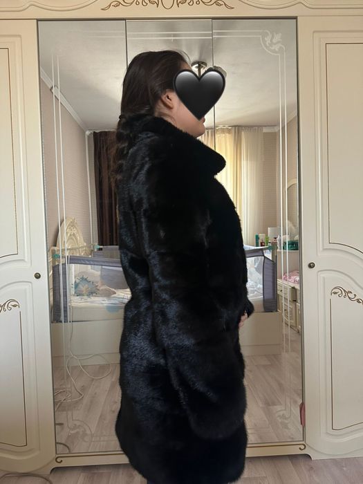 Продам норковую шубу