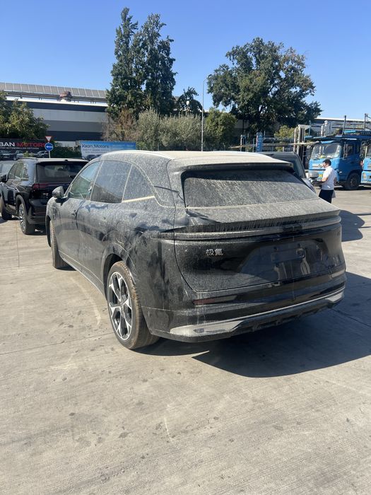 Zeekr 7x 4awd 2ta matorli