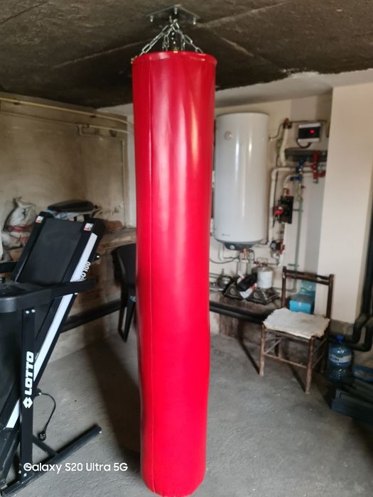 Професионален боксов чувал