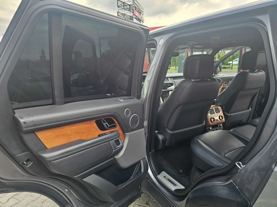 Range Rover Vogue 2019 3.0L Benzina
