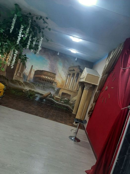 Продаётся трёх этажное бизнес здание