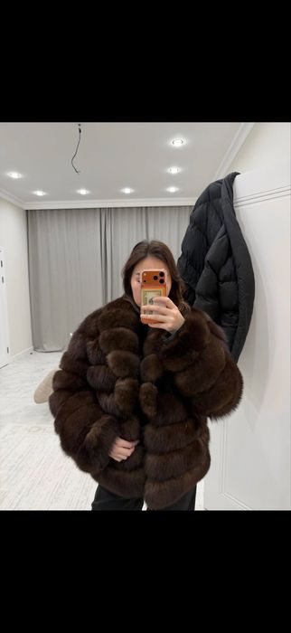 Девочки продам шубу