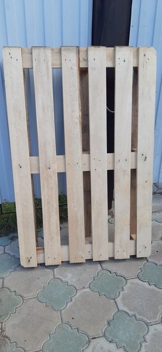 Поддоны 1.2м × 0,8м из под товара