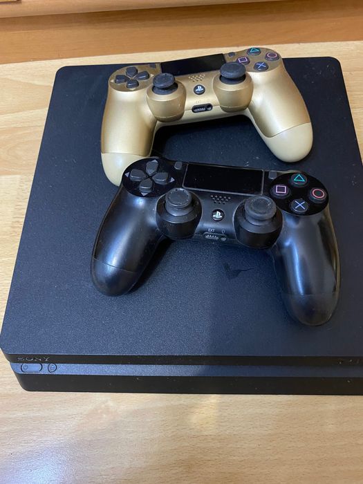 Sony PlayStation 4