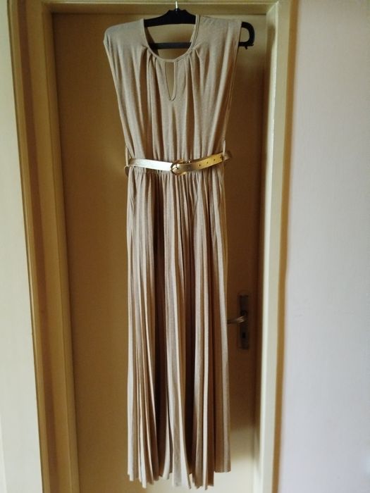 Рокли за повод,обличани веднъж размер М