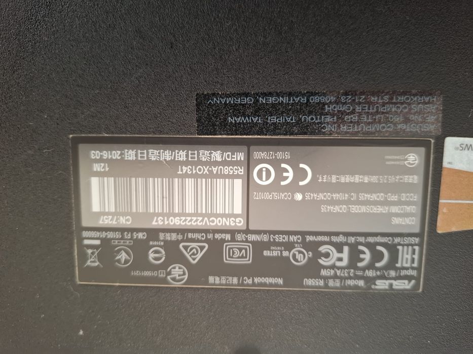 Laptop Asus R558u I5 2 h baterie