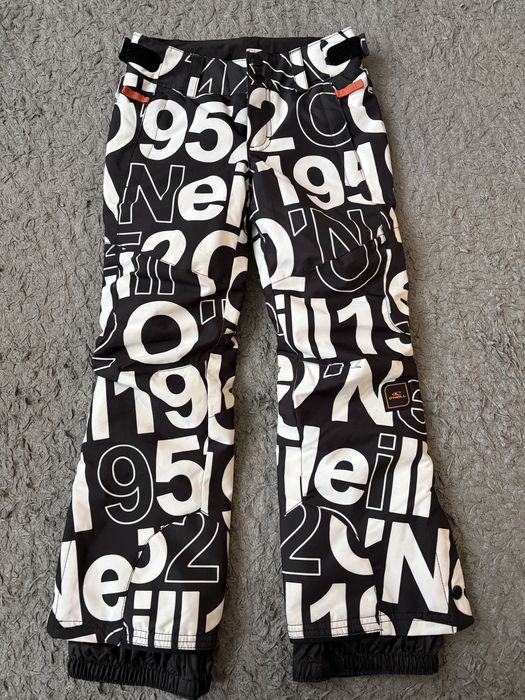 Costum schi O’Neill copii, 8–9 ani – ca nou!