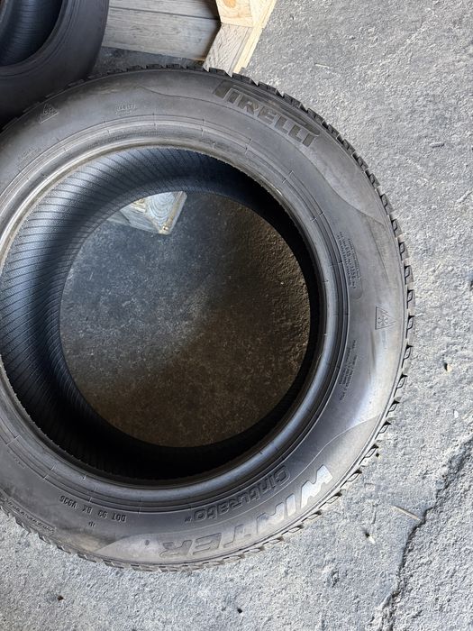 4 anvelope iarna 205/55/16 , Pirelli , 6.7 mm !