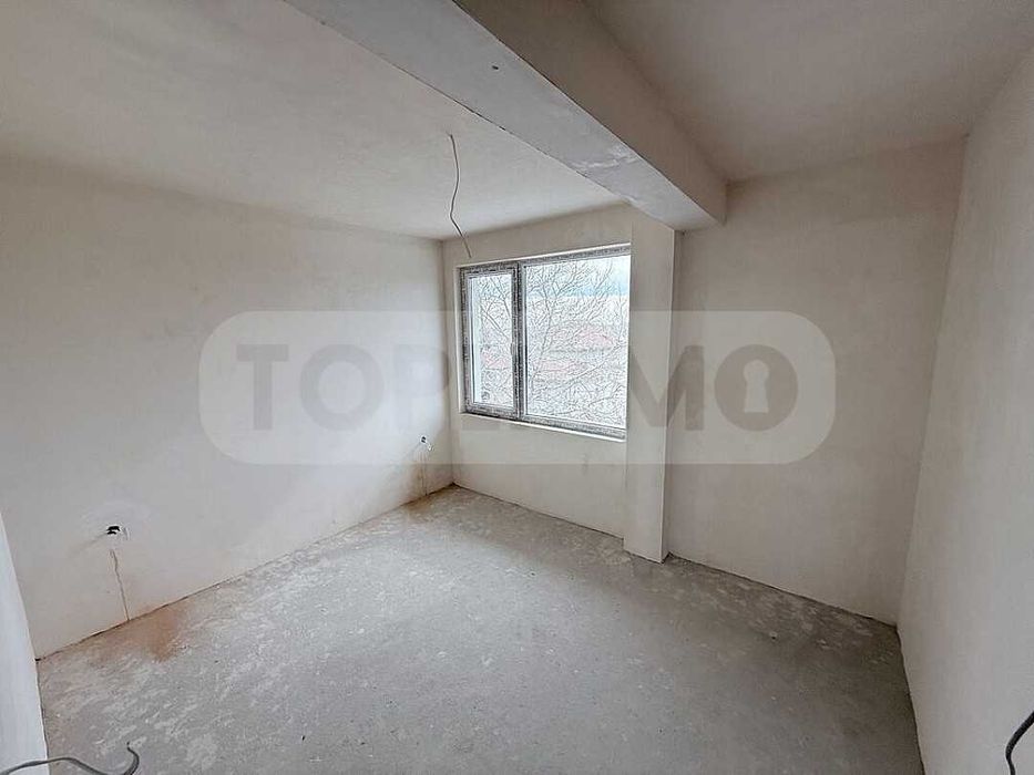 Тристаен апартамент с панорамна гледка в Балчик