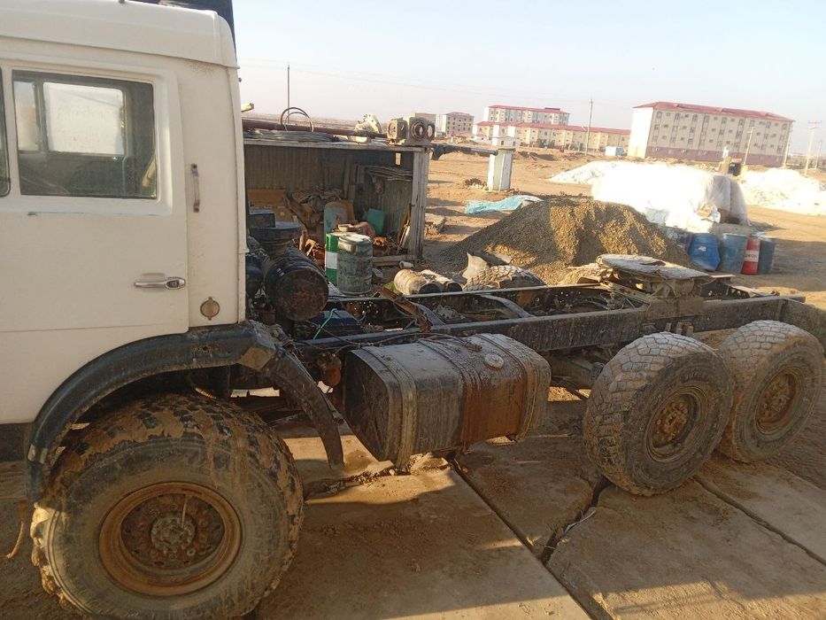 Kamaz vizdixot sotiladi