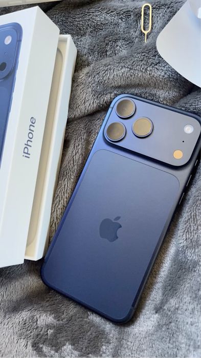 Iphone 17 pro max 100% акб