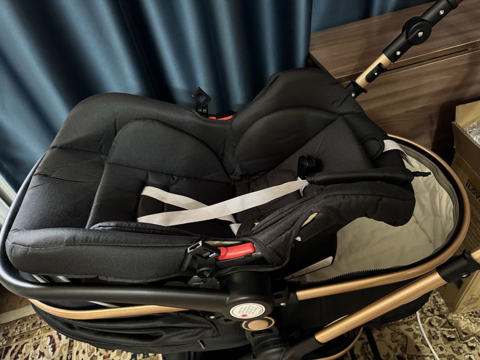 Продам коляску 3 в 1 Teknum