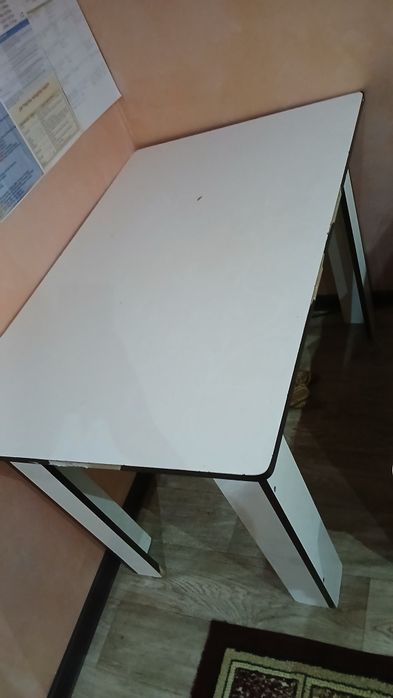 Стол деревянный за 20 000 тг
