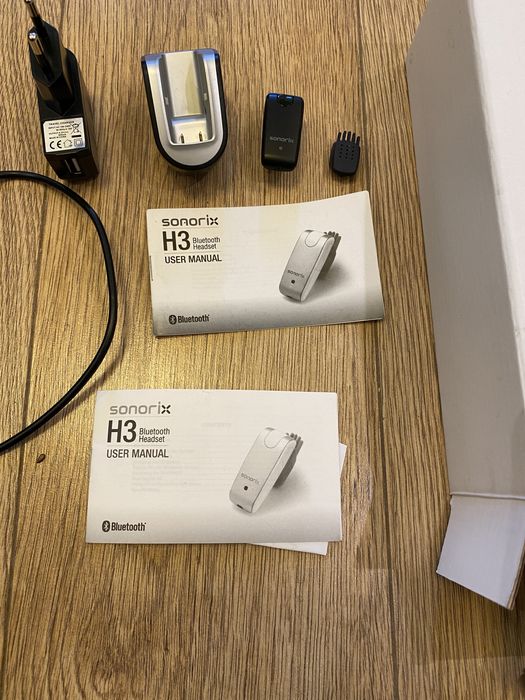 Блутут слушалка Sonarix, комплект зарядно, кабел, упътване, кутия