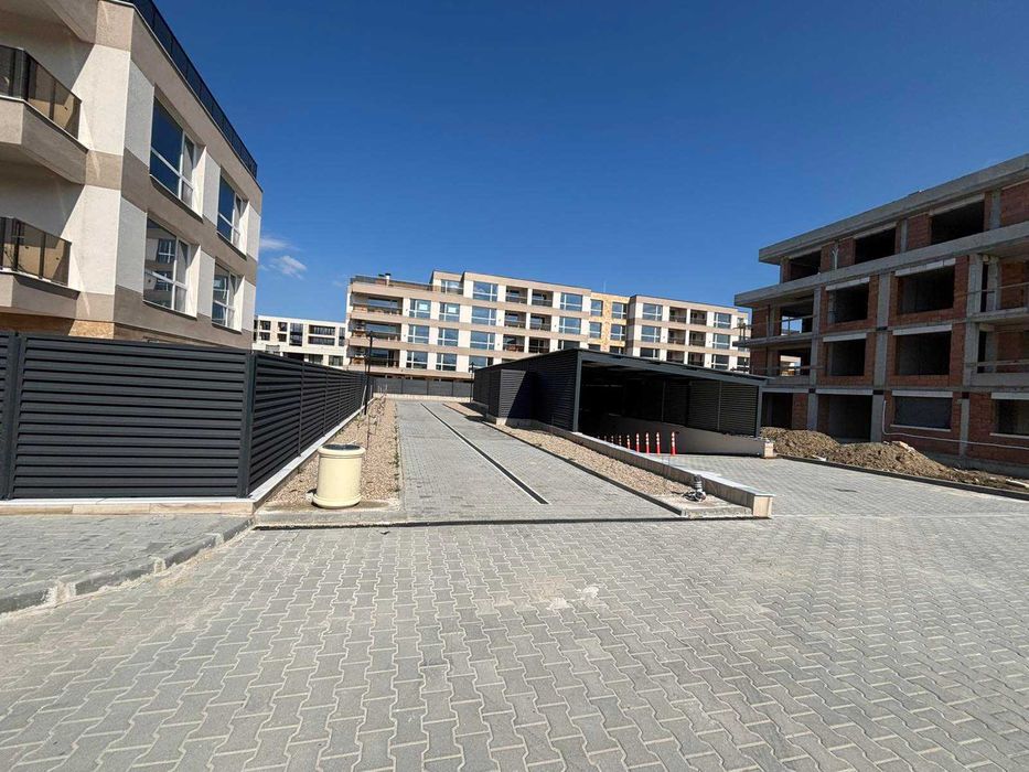 Подземни паркоместа продажба или за под наем Sunset Green Residence, Гребна База, Пловдив