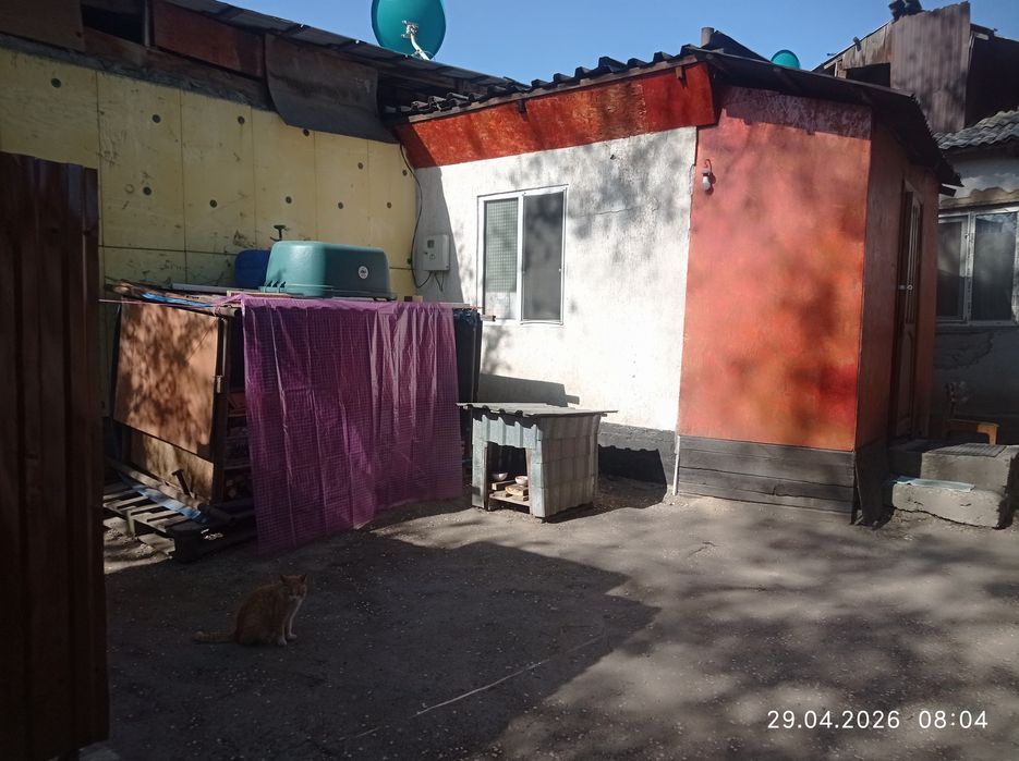Часть дома продам