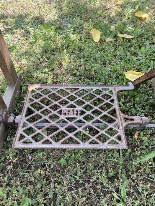 Шевна машина PFAFF и маса