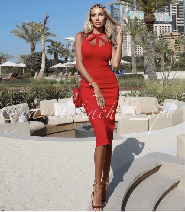 Продам шикарное платье