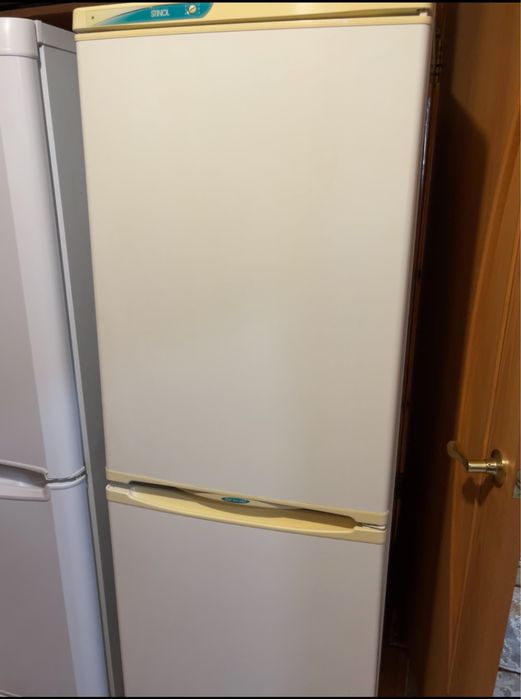 Холодильник продается