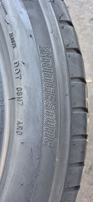 2 anvelope vara runflat Bridgestone 305/40/20,dot 2022.Pret/bucata