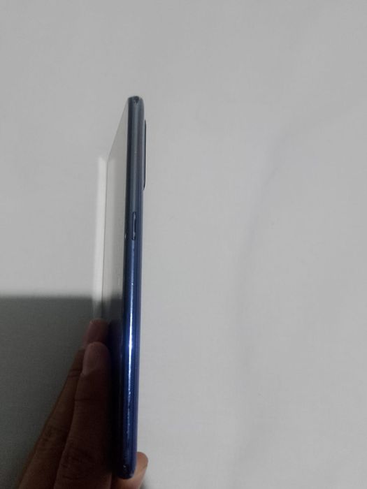 Oppo a74  128/8гб