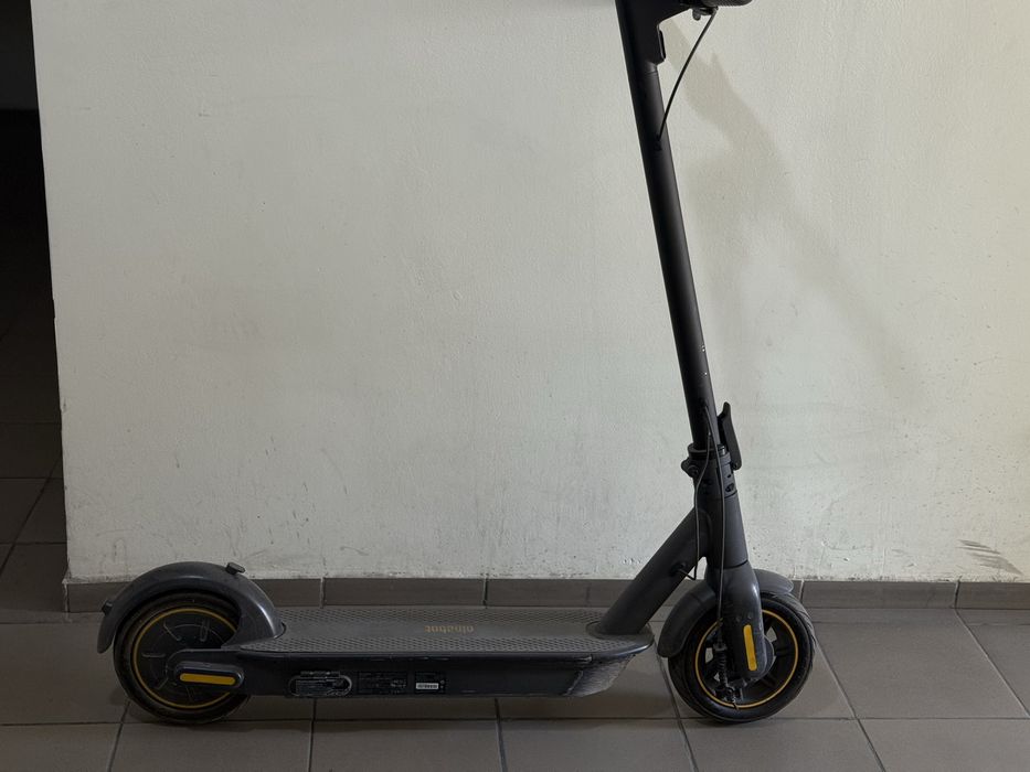 Электросамокат NINEBOT G30P