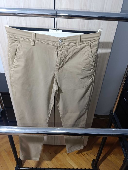 Два мъжки панталона Calvin Klein