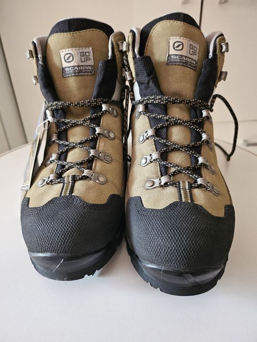 Bocanci drumeție scarpa