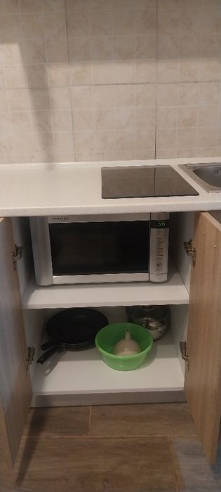 Închiriez garsoniera zona Rogerius