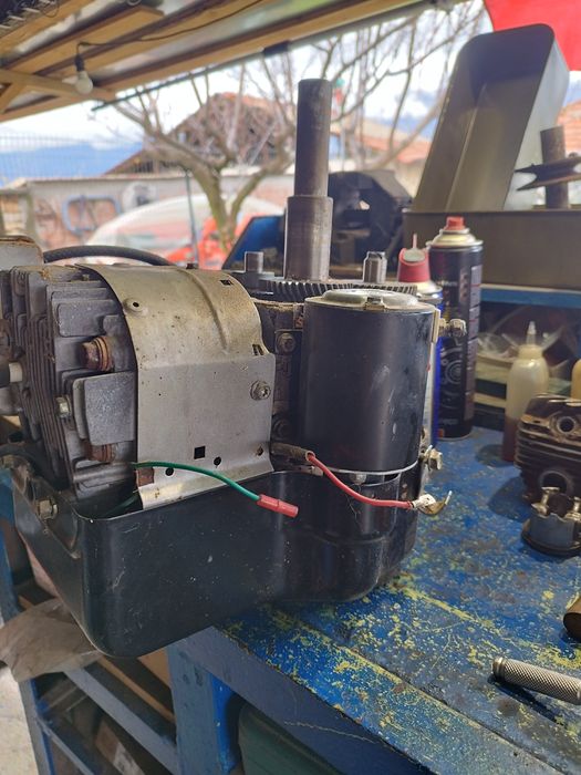 Двигател TECUMSEH 11HP,за части или ремонт