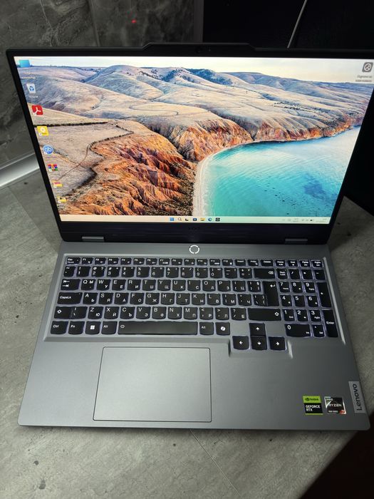 Лаптоп Lenovo LOQ