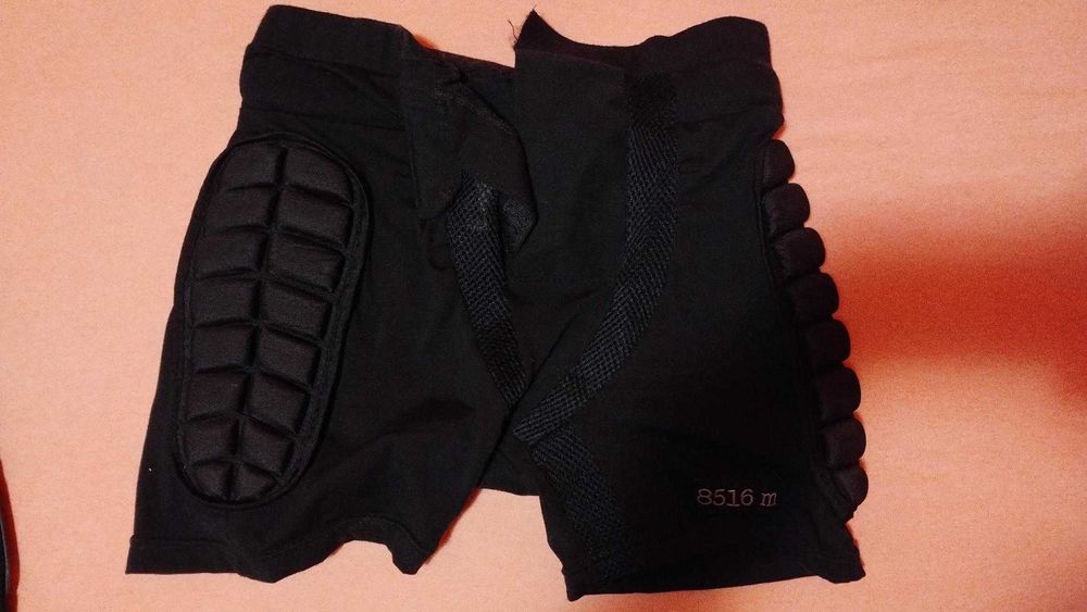 Седалищен протектор