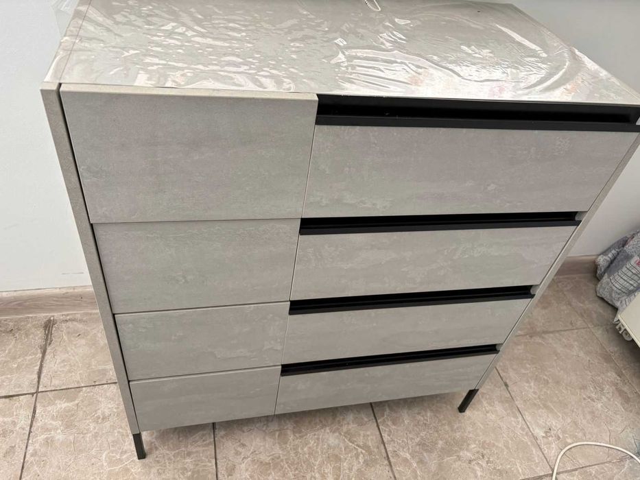 Продается Комод. В отличном состоянии