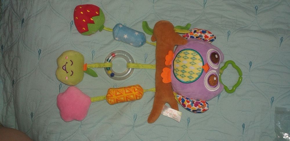 Pogremuwka dlya krovat i kolyasok