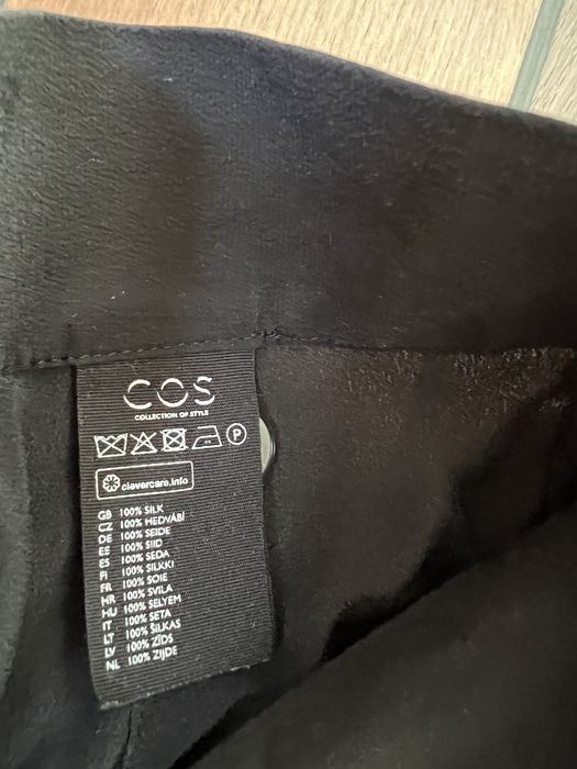 Pantaloni scurti COS din matase