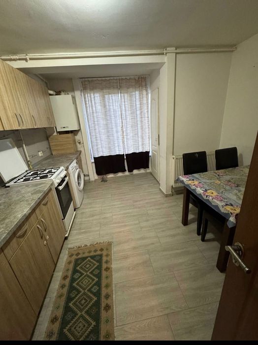 Dau în chirie apartament