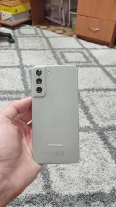 продам Samsung s21fe 5g