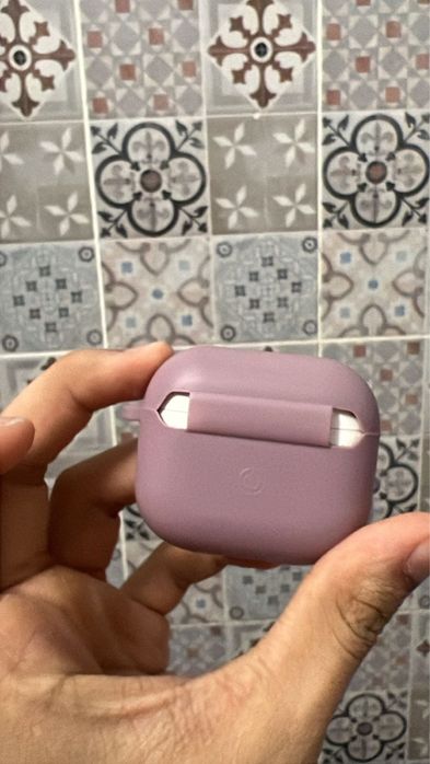 Airpods 3 оригинал только кейс