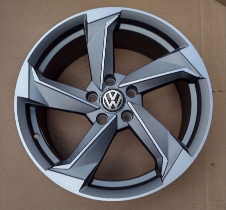 Jante R19 VW Passat Arteon Tiguan  Golf model  Rotor  5 x 112 R19