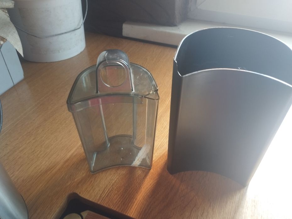 Продам соковыжималку 6000