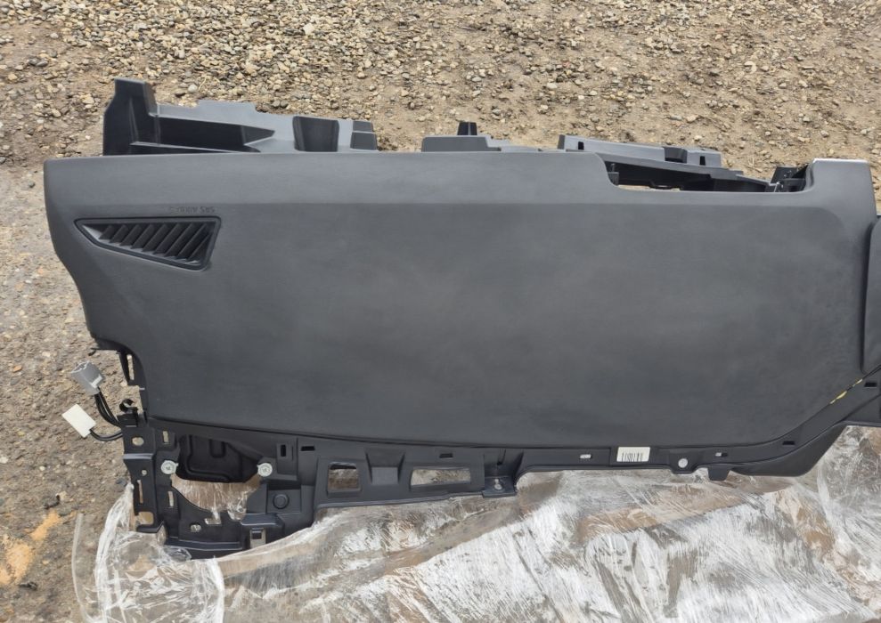 Plansa de Bord cu airbag Toyota Corolla E21 1.8 Hybrid 2019-2022.